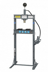 На сайте Трейдимпорт можно недорого купить Пресс 10 т. с ручным приводом KraftWell KRWPR10. 